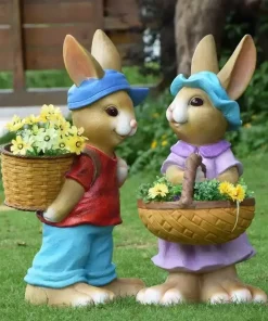 Outdoor Courtyard Garden Decorations: Rabbit Planters, Flower Pots, Kindergarten Cartoon Animal Sculptures, Landscaping.